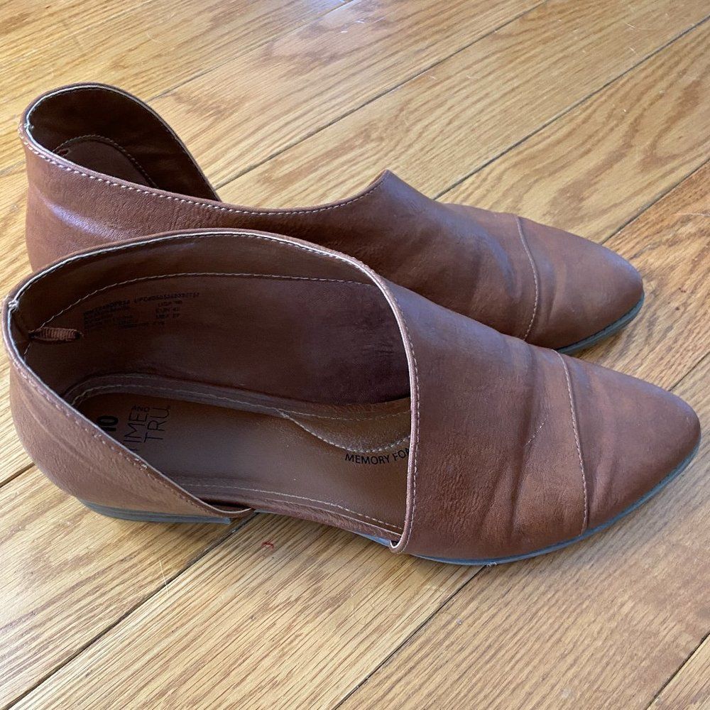 Time & True Brown Flats